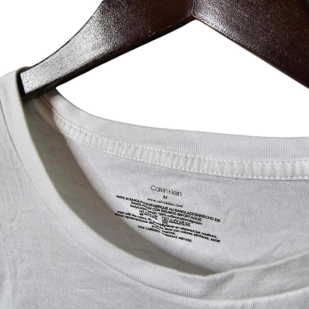 Calvin Klein Men's Crew Neck T-Shirt - White - Size Medium - Picture 4 of 5
